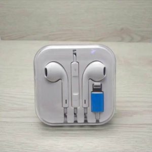 IPhone xmax Bluetooth enabled earpiece